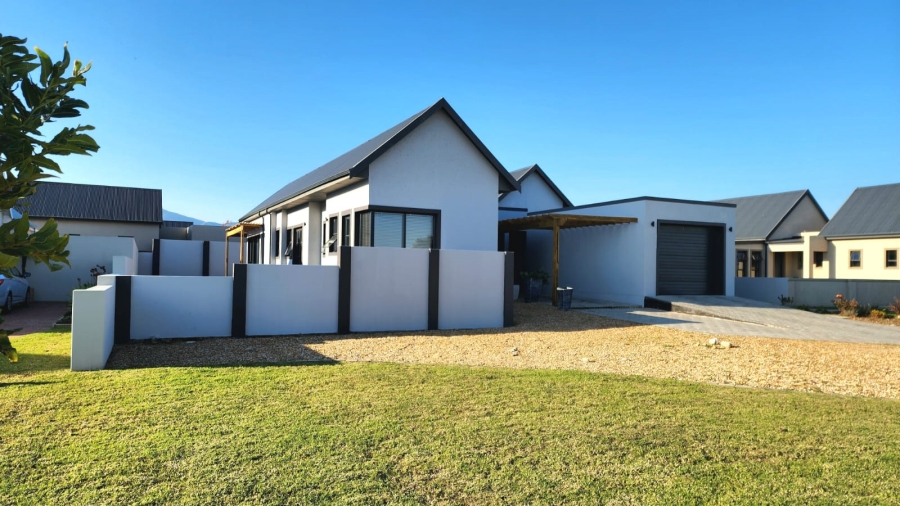 3 Bedroom Property for Sale in Blue Mountain Village Western Cape
